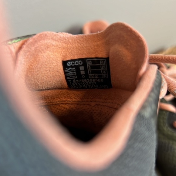 EUC Women’s Ecco Biom Sneakers 40 9 Fjuel Racer Cross-Trainer - Picture 6 of 6